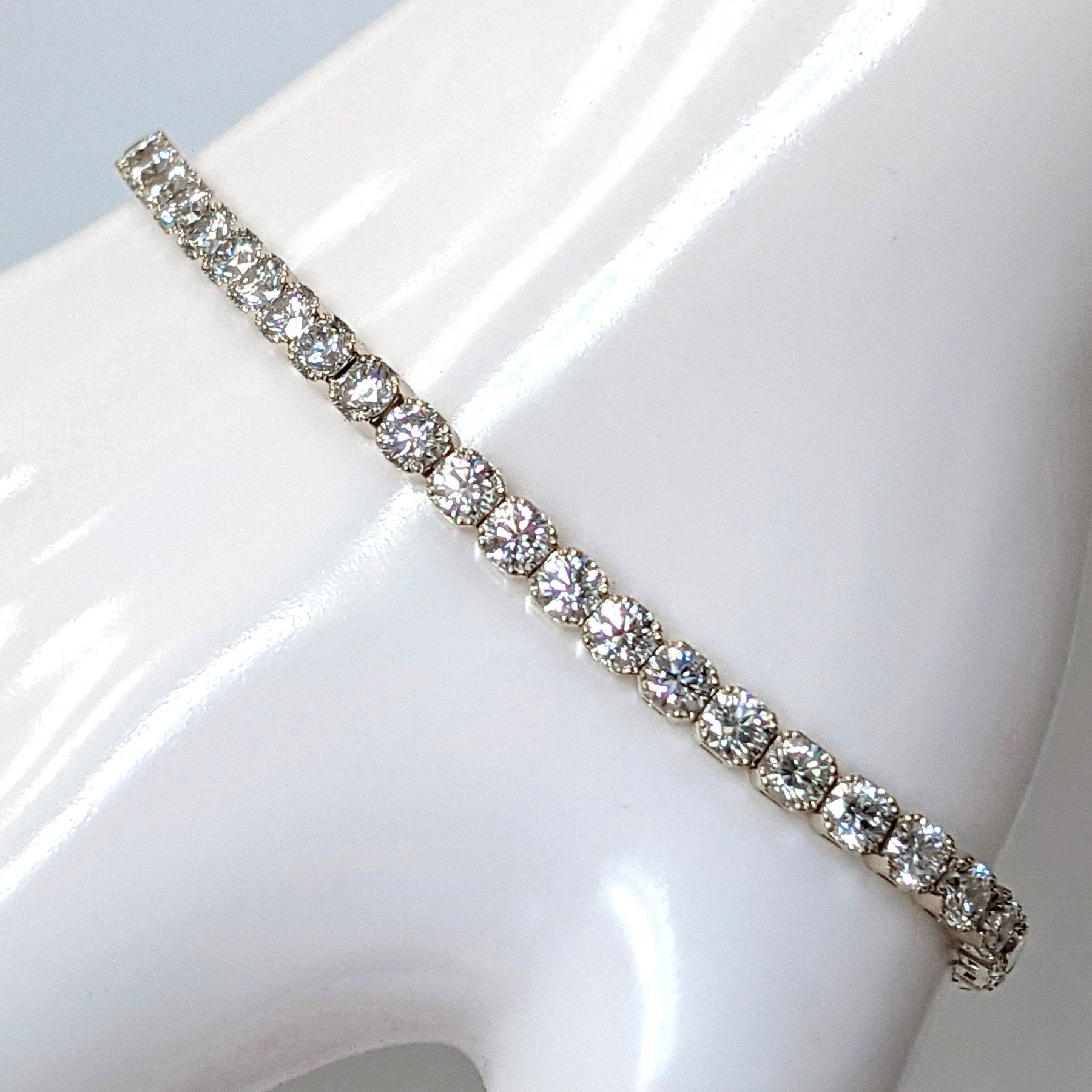Prabangi Auksinė Apyrankė 5.73 ct | Auginti Deimantai