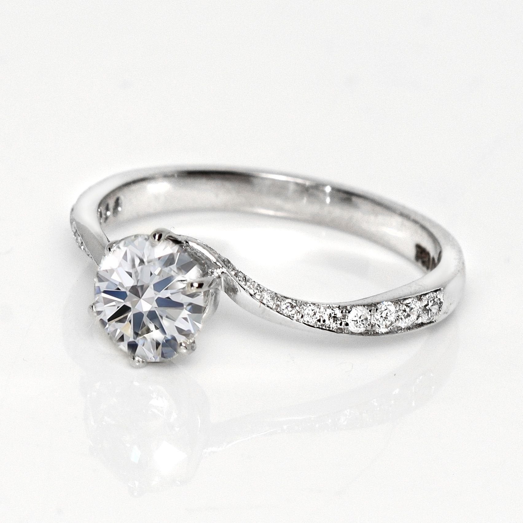 Prabangus Auksinis Žiedas 3.17 ct | Auginti Deimantai