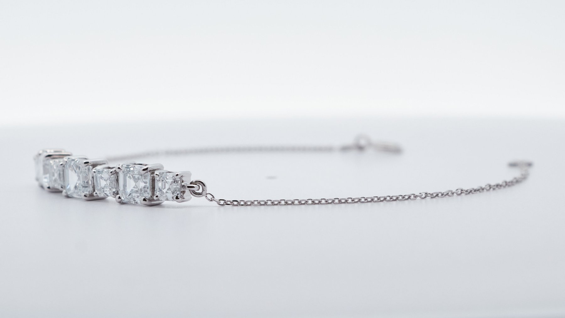 Elegantiška Auksinė Apyrankė 2.46 ct | Laboratorinis Deimantas