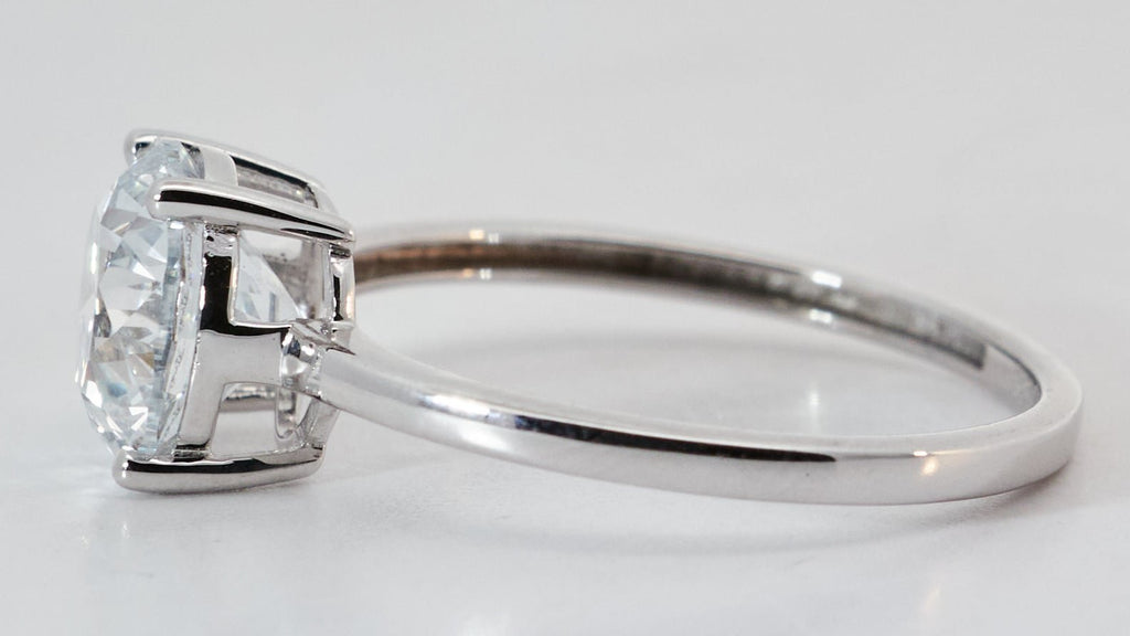 Prabangus žiedas balto aukso 2.03 ct apvalios formos | Laboratorinis Deimantas