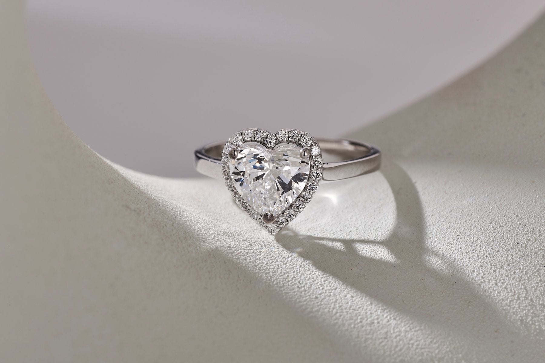 Romantiškas Žiedas Širdelės Formos 2.18 ct | Auginti Deimantai