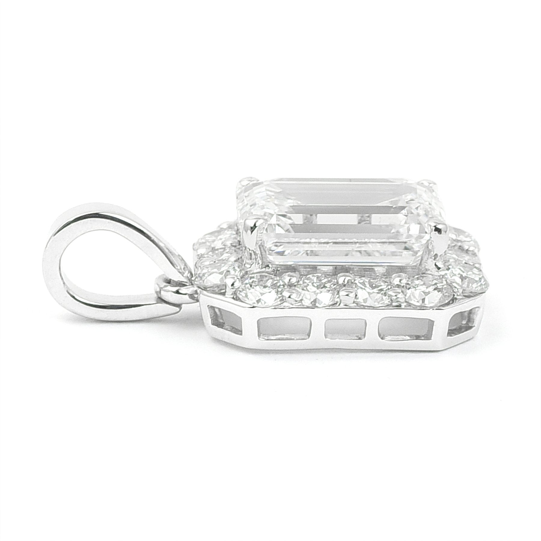 Elegantiškas Pakabukas Emeraldo Formos 1.91 ct | Auksas