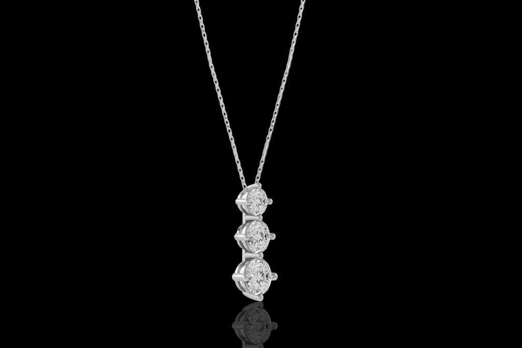 Prabangus Auksinis Pakabukas 3.19 ct | Auginti Deimantai