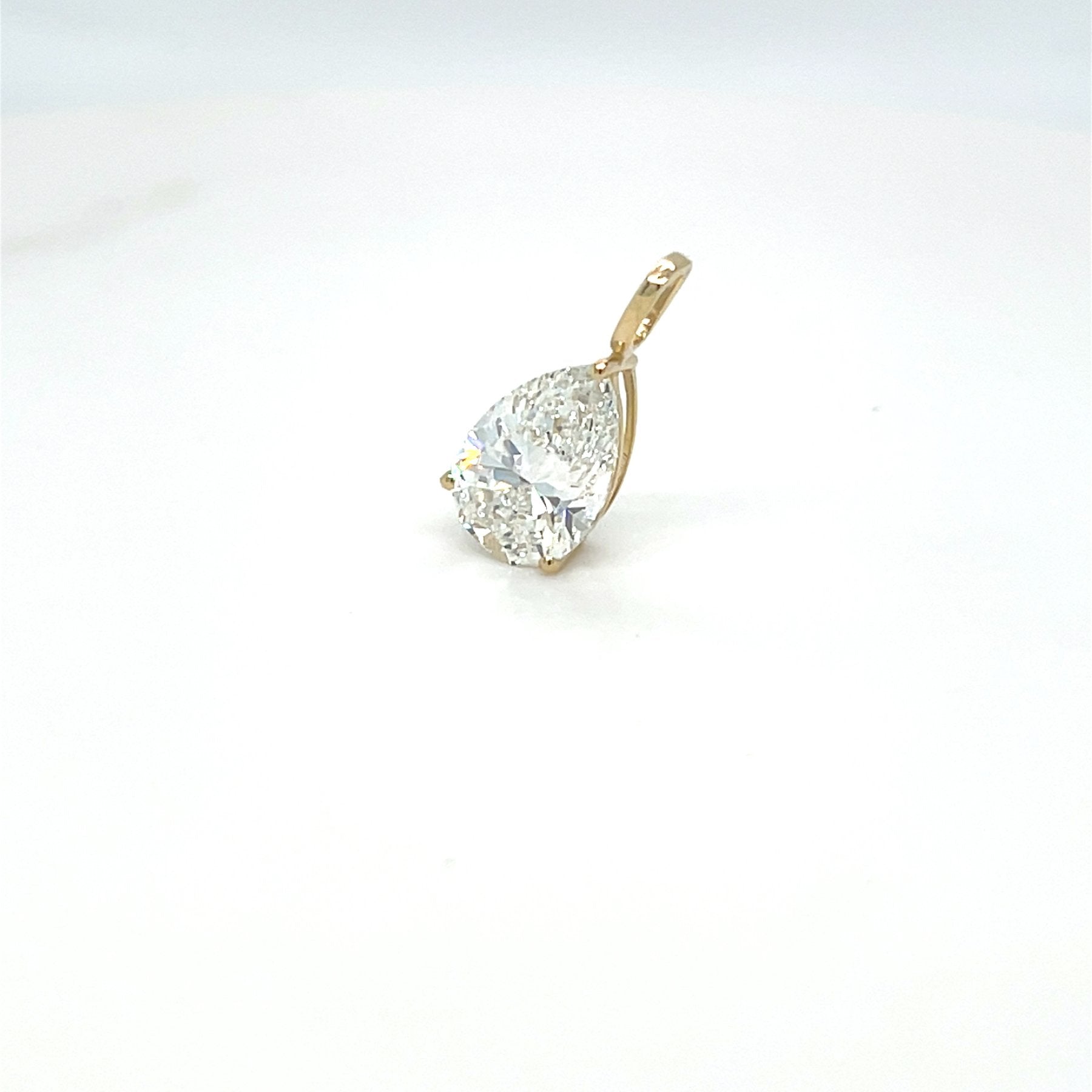 Elegantiškas Pakabukas Kriaušės Formos 1.0 ct | Auksas