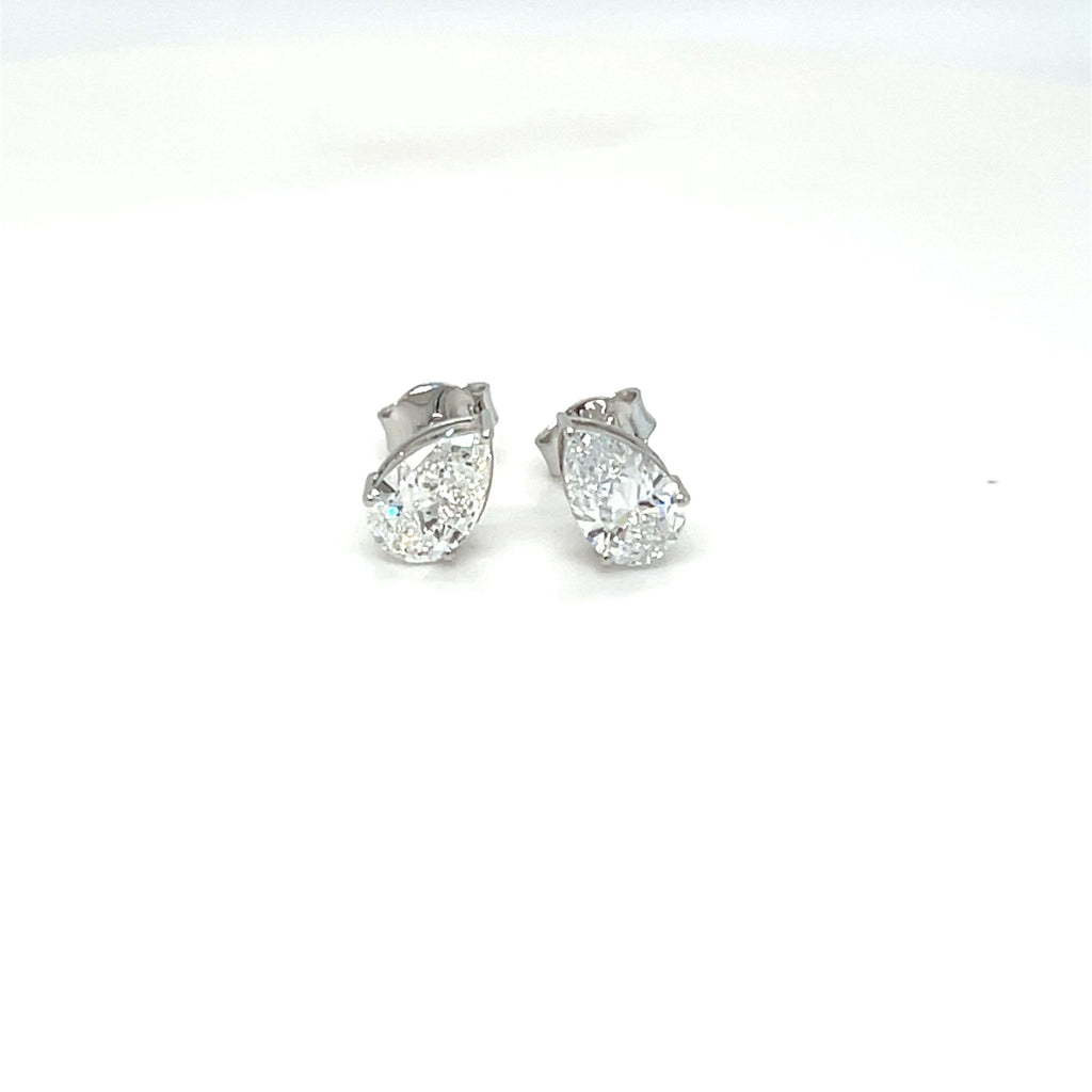 Elegantiški auskarai balto aukso 1.02 ct kriaušės formos | Laboratoriniai Deimantai