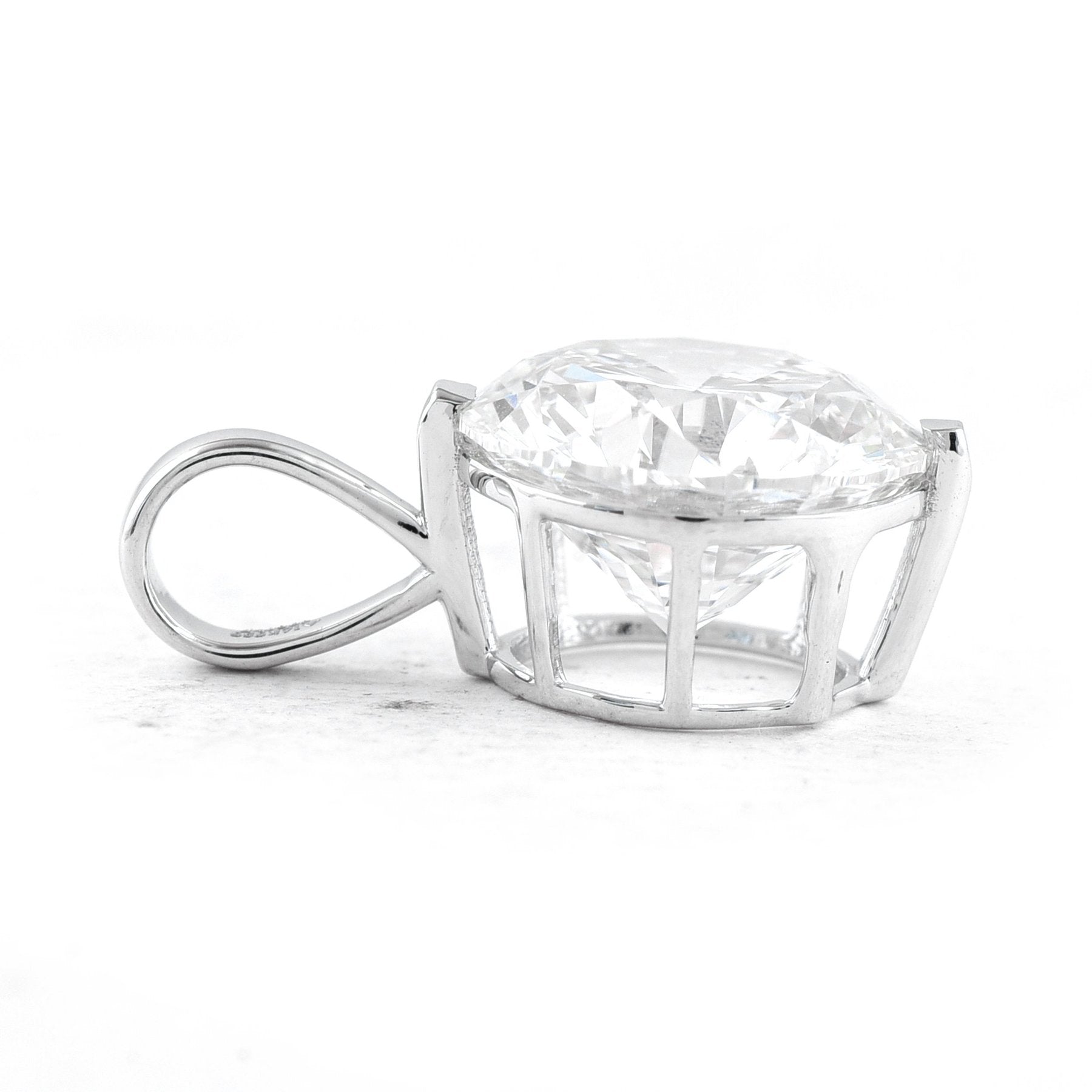 Prabangus Pakabukas Baltas Auksas 2.97 ct | Laboratorinis Deimantas