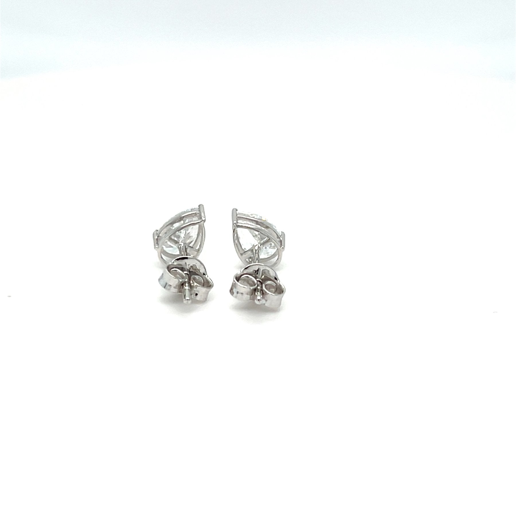 Elegantiški auskarai balto aukso 1.02 ct kriaušės formos | Laboratoriniai Deimantai