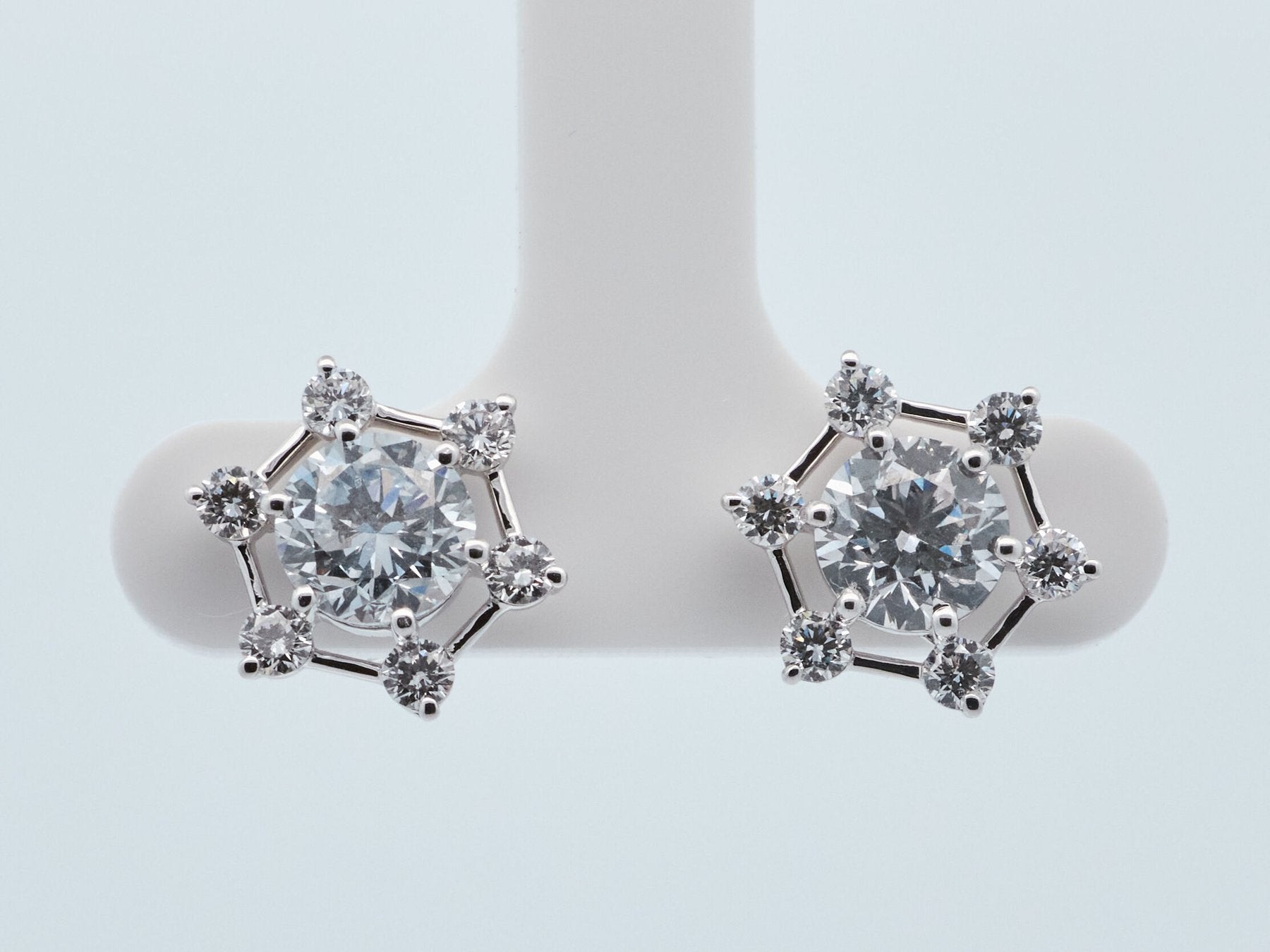 Elegantiški Auksiniai Auskarai 2.59 ct | Auginti Deimantai